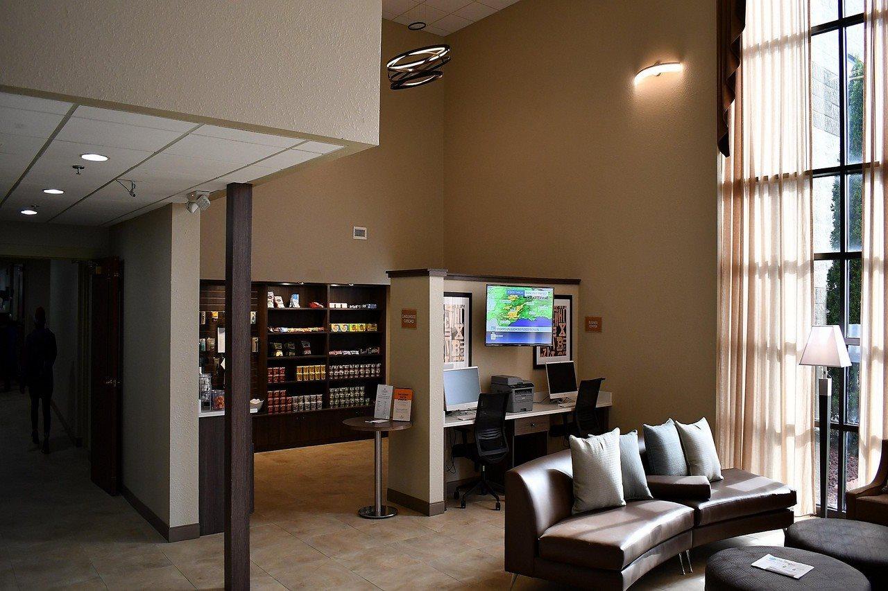 Candlewood Suites Grand Rapids Airport By Ihg Cascade Exterior photo