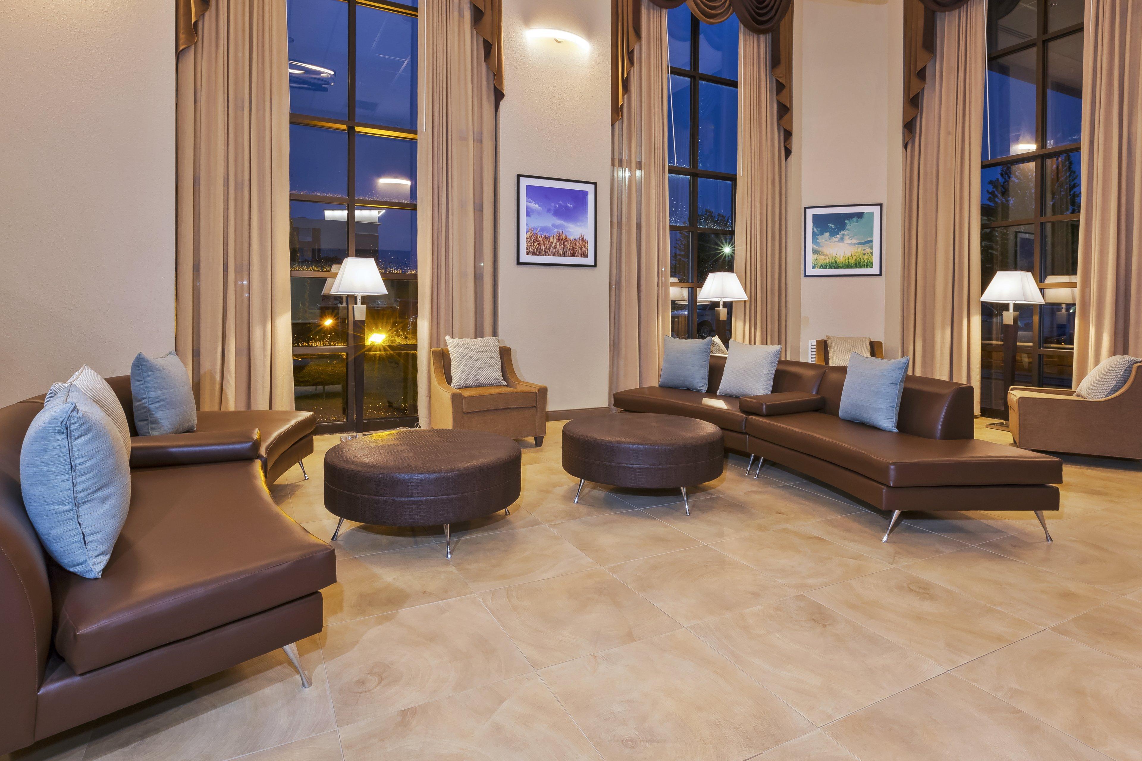 Candlewood Suites Grand Rapids Airport By Ihg Cascade Exterior photo