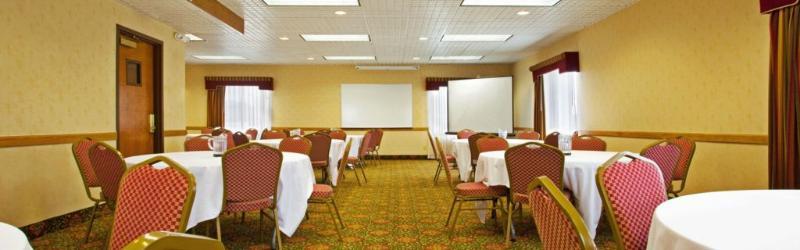 Candlewood Suites Grand Rapids Airport By Ihg Cascade Exterior photo